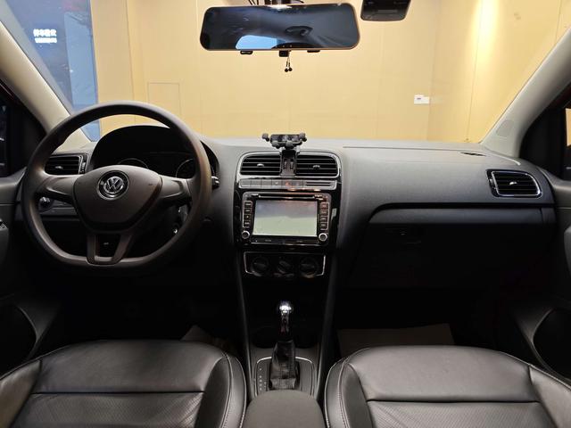 2014 Polo 1.6L Automatic 30th Anniversary Edition -u22634975 | ZEEX AUTO