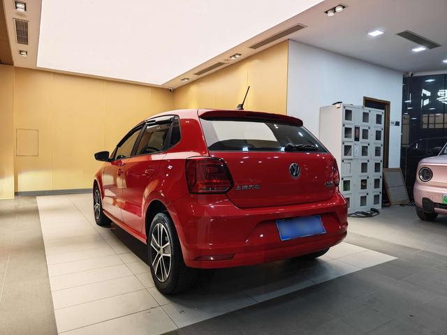 2014 Polo 1.6L Automatic 30th Anniversary Edition -u22634975 | ZEEX AUTO