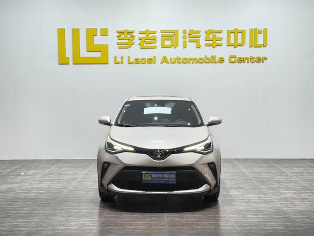 GAC Toyota C-HR 2021 2.0L Luxury Edition Used Car for Sale in Ghana -u22075134 | ZEEX AUTO