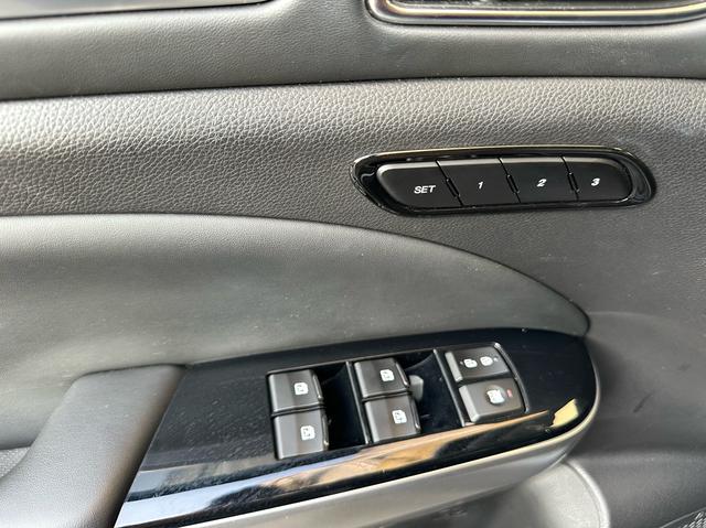 GAC Trumpchi GS8 2021 Model 390T 2WD Luxury Intelligent Connection Commemorative Edition Used Car for Sale in Ghana -u23043144 | ZEEX AUTO